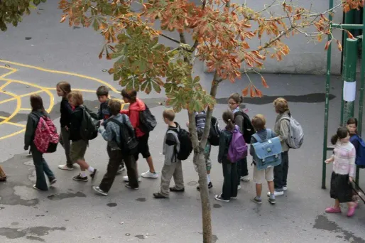 Jusqu'au 6 décembre, les voyages scolaires restent interdits en Ile-de-France.