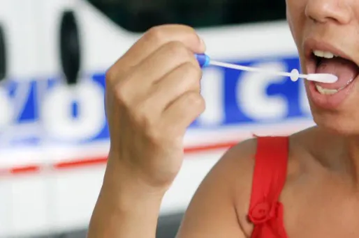 tests salivaires dépistages 1280