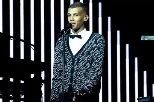 Le chanteur belge sortira le 11 décembre un DVD live.