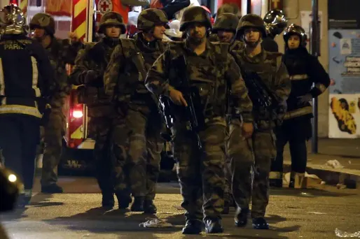 PIERRE CONSTANT / AFP militaires pris