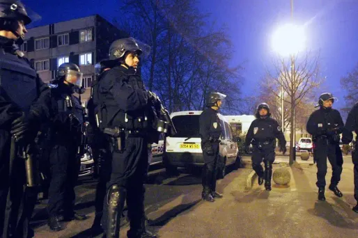 Faut-il révéler le nom des personnes fichées S ?