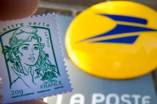 23.11La Poste Timbre courrier.PHILIPPE HUGUEN  AFP.1280.640