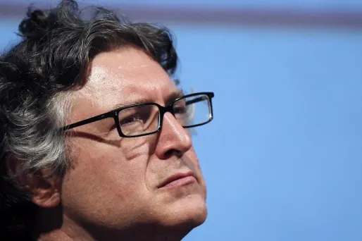 Michel Onfray dénonce les bombardements français contre les jihadistes du groupe EI