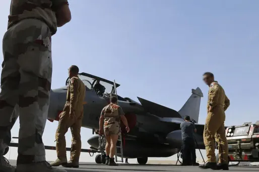 avion de chasse français syrie 1280