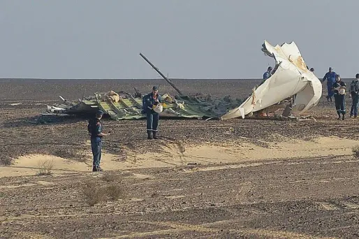 Crash en Egypte : Dmitri Medvedev admet la possibilité d'un "acte terroriste"