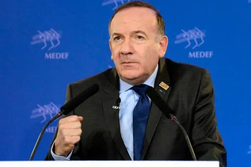 Pierre Gattaz : "le CDI tel qu'il est fait est très inquiétant"