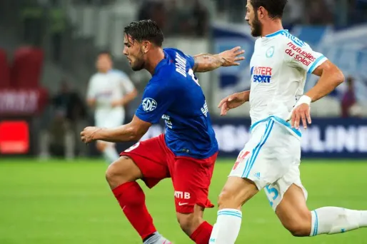 Andy Delort avec l'OM (1280x640) Bertrand LANGLOIS/AFP
