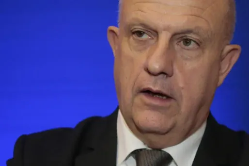 Savary : les entreprises de transport "averties" lorsque leurs employés sont fichés S