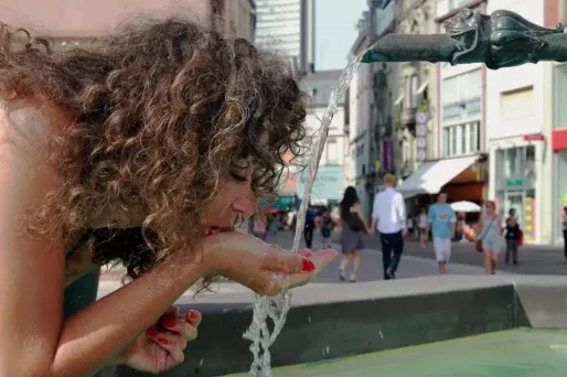 La Réunion : des élèves manifestent contre la chaleur dans les classes