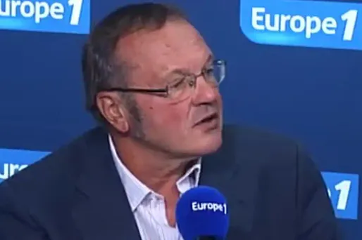 Le réveillon annulé sur les Champs-Élysées ? "Capituler serait la pire des choses"