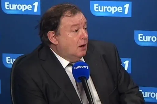 Mignard : Hollande au Vatican ? "Une obligation vécue avec beaucoup de facilité"