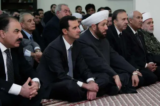 Assad filmé dans une mosquée de Damas