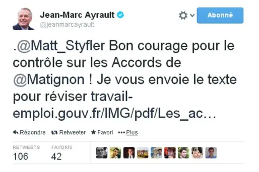 Ayrault aide un collégien avant un contrôle