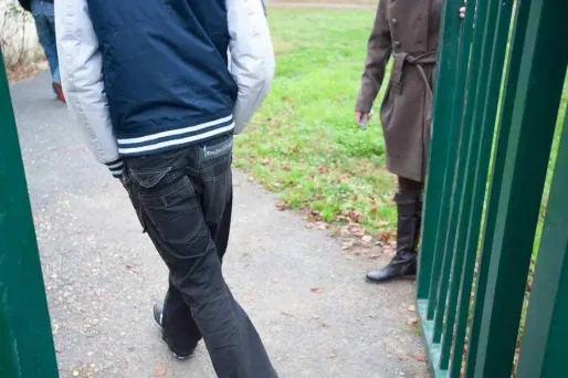 Mystère après la mort d'un veilleur de nuit d'un centre éducatif