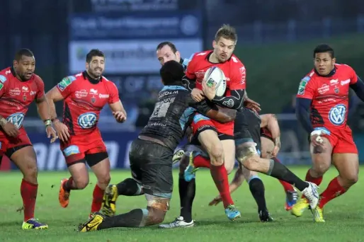 Toulon s'est assuré de jouer son quart de finale de Coupe d'Europe à domicile grâce à sa victoire (15-8) à Glasgow.