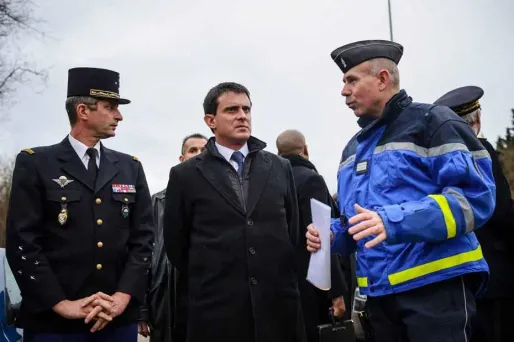 1.067 voitures incendiées dans la nuit du Nouvel an