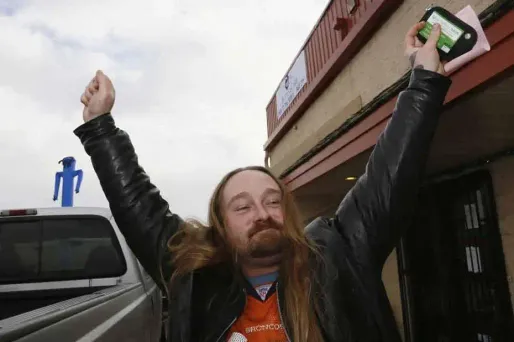 A Northglenn, un faubourg de Denver, le premier client du Botana Care était Jesse Phillips, un ouvrier d'assemblage arrivé dès une heure du matin.