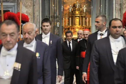 Nicolas Sarkozy veut rencontrer le pape