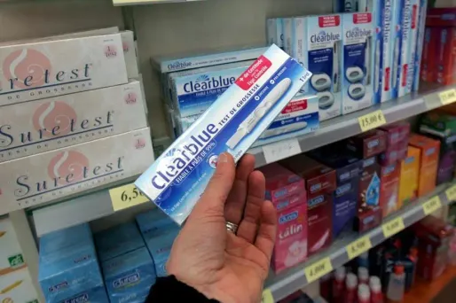 Tests de grossesse : les pharmaciens veulent garder l'exclu