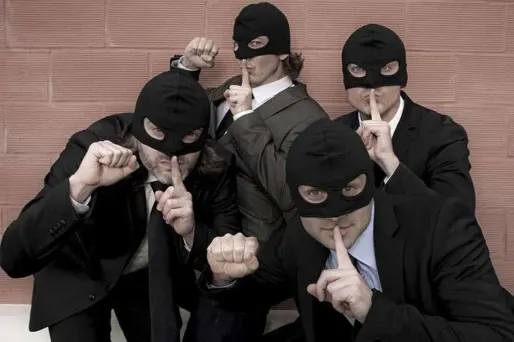 Pierre Samuel, Patrice Mercier, Thomas Seraphine et Sébastien Thoen, comédiens d'"Action Discrète".