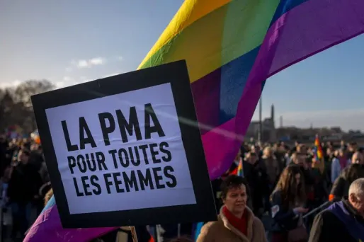 Au lendemain de la Manif pour tous, le gouvernement a-t-il eu raison de reporter le projet de loi sur la famille ?