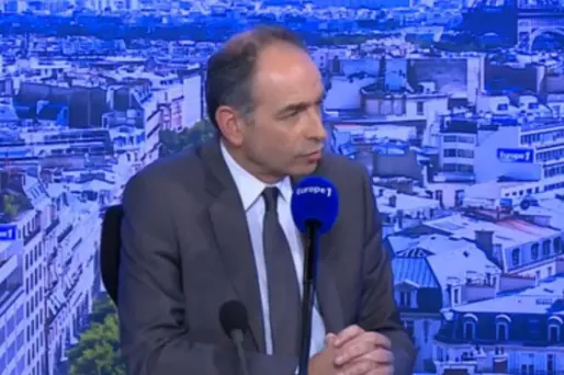 Copé : "derrière Tous à poil, c'est la lutte des classes"