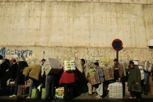 Ceuta, à la pointe septentrionale du Maroc, constitue avec l'autre enclave espagnole de Melilla, plus à l'Ouest, les seules frontières terrestres entre l'Europe et l'Afrique.