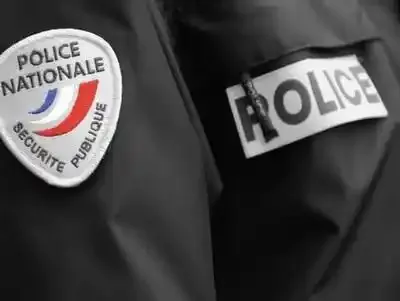 "Si vous trouvez un objet dangereux, appelez le 17".