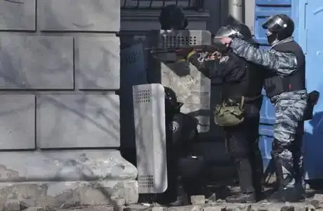 L’Union européenne doit-elle davantage s’impliquer dans le conflit en Ukraine ?