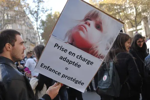 Scolarisation des autistes : la France sanctionnée par l'Europe