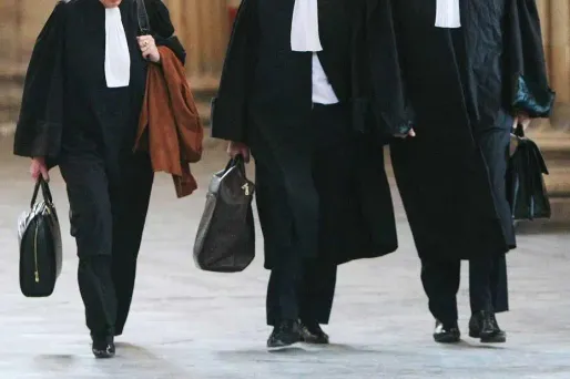 Accès au dossier en garde à vue : les avocats parisiens déboutés