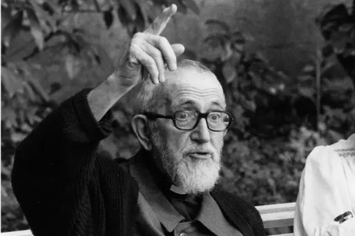 En 1954, l'Abbé Pierre était un inconnu.