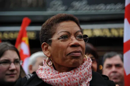 George Pau-Langevin souhaite étendre les dispositifs relais pour élèves décrocheurs.