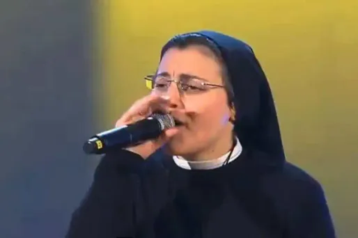 Soeur Cristina a enflammé "The Voice" en Italie.