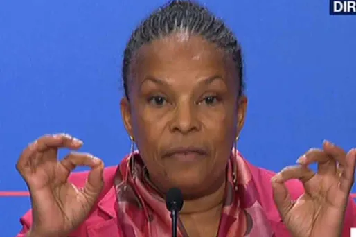 Est-elle toujours ministre de la Justice? "Vous saurez en temps utiles", a seulement répondu Christiane Taubira.