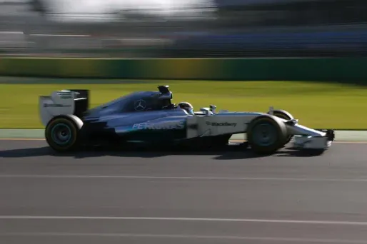 F1 : tout nouveau, tout show ?