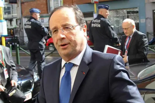 En arrivant au sommet de Bruxelles, François Hollande a annoncé que le sommet entre la Russie et l'UE était annulé.