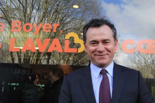 Jean-Christophe Boyer, le maire sortant socialiste de Laval, se retrouve en position difficile pour le second tour.