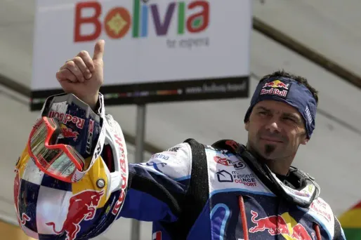 Peugeot, le retour du "Made in France" au Dakar