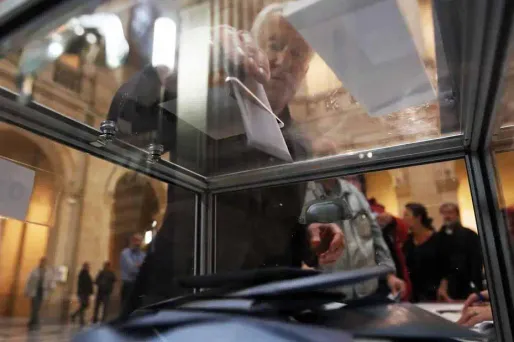 Quinquangulaire, Pentagonale ? Europe1.fr vous donne (presque) la réponse.