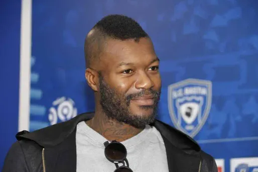 Djibril Cissé : "je ne suis pas fan d’Ibra. Il en fait trop. Il manque d’humilité".