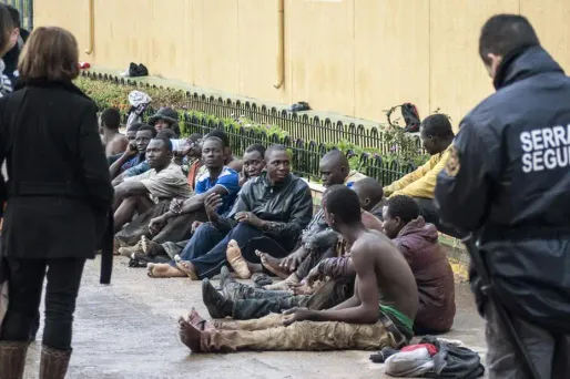 En une matinée, 1.600 migrants tentent d'entrer en Espagne