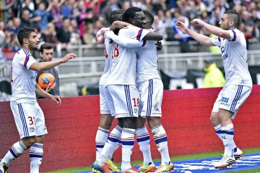 Foot : Lyon se promène face à Bastia