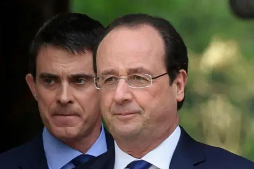 Hollande met les cabinets des ministres à la diète