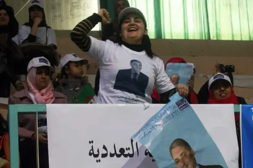 Algérie : les anti-Bouteflika visent l'après présidentielle