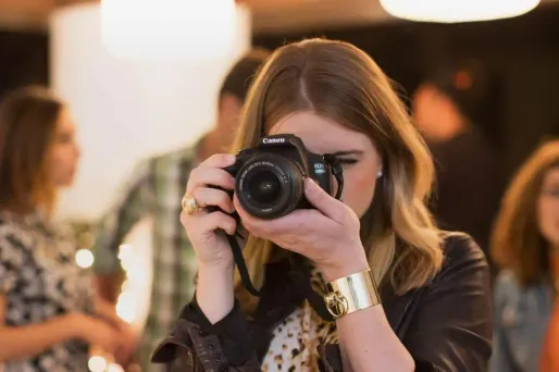 Canon EOS 1200D : le bon reflex pour se lancer dans la photo ?