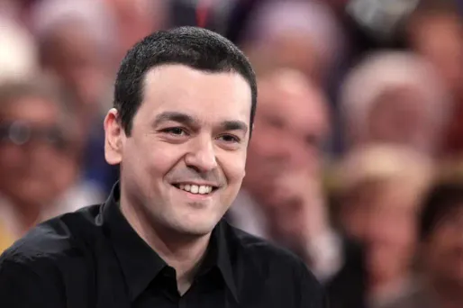 "Oui, Romain Gary a toujours été mon héros, et mon bouclier contre une certaine médiocrité", a confié Joann Sfar.