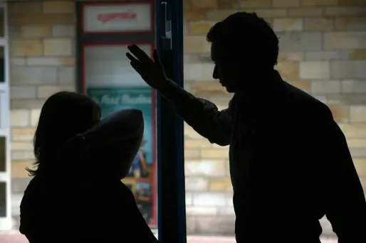 Parents battus : "Parfois, il sortait des couteaux"