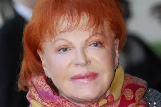 La chanteuse Régine.