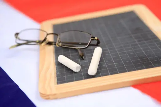 Malgré une amélioration du niveau au CP ces dernières années, il ne se répercute manifestement pas sur les années suivantes.